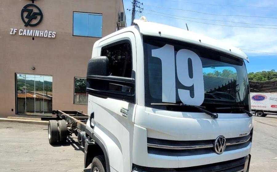 Volkswagen  11.180 na ZF Caminhões