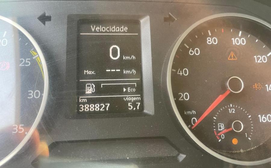 Volkswagen  11.180 na ZF Caminhões