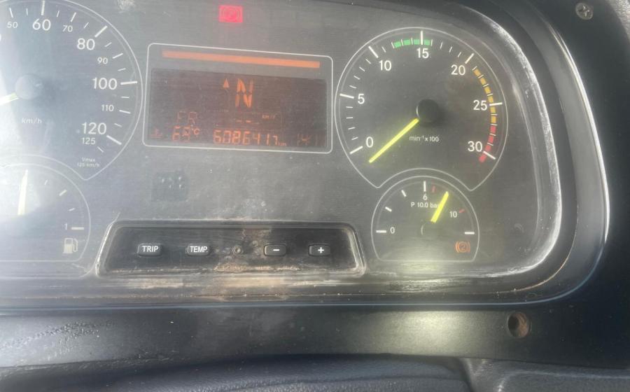 Mercedez-Bens Atron 2324 na ZF Caminhões
