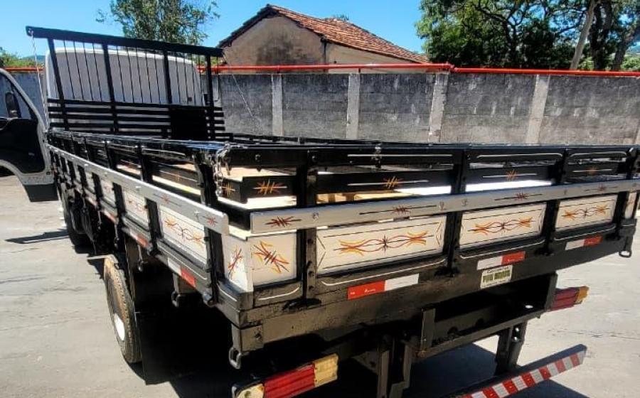 Mercedez-Bens Accelo 1016 na ZF Caminhões