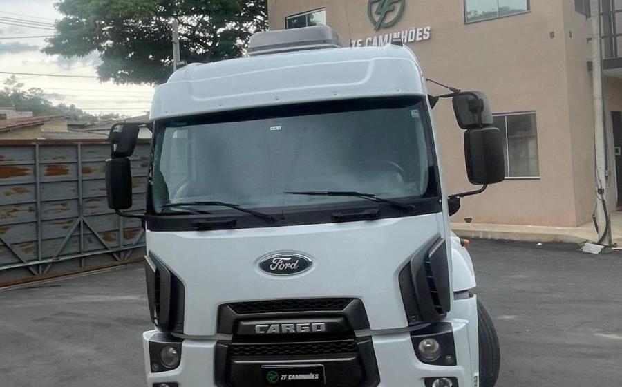 Ford Cargo 2429 na ZF Caminhões