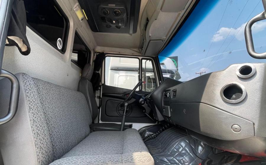 Mercedez-Bens Atron 2324 na ZF Caminhões