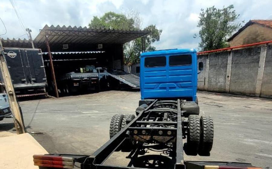 Mercedez-Bens 710 na ZF Caminhões