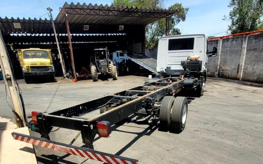 Volkswagen  11.180 na ZF Caminhões